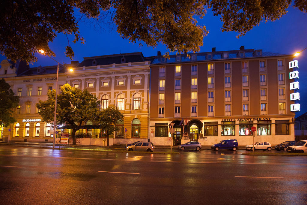 Arany Bárány Hotel Zalaegerszeg Kültér fotó