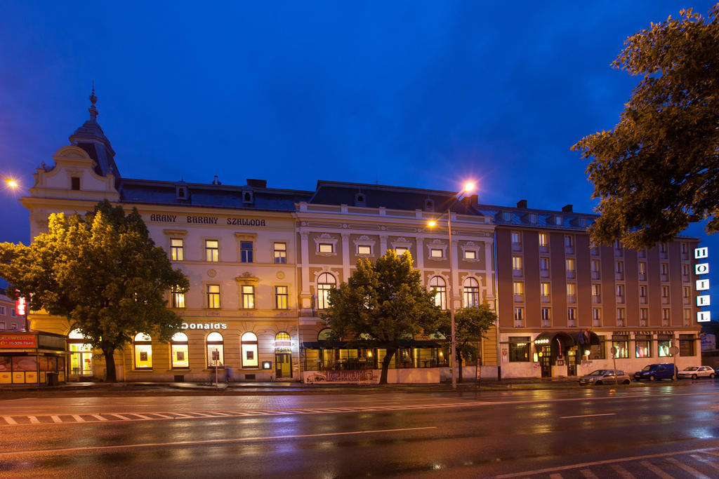 Arany Bárány Hotel Zalaegerszeg Kültér fotó
